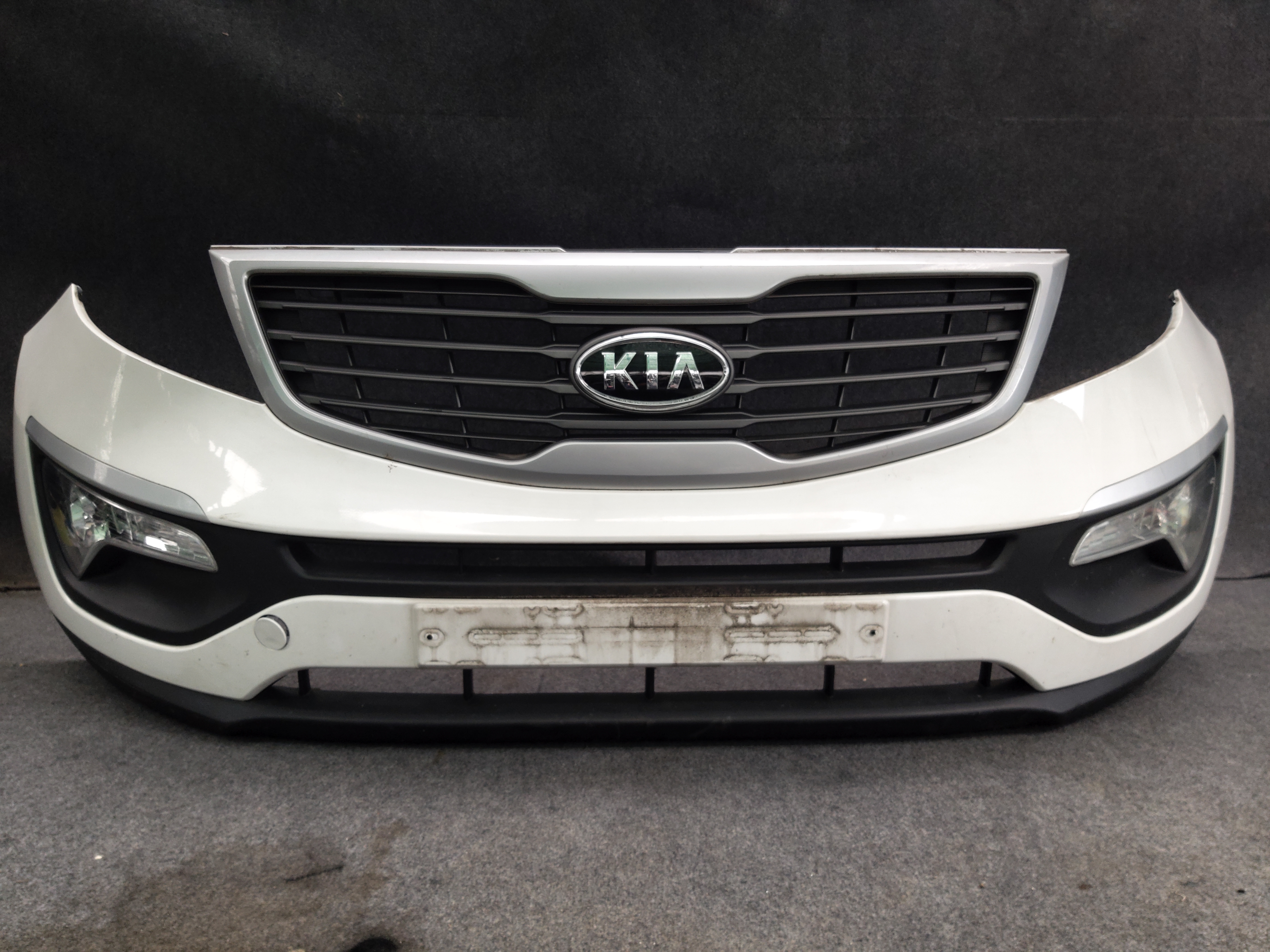 스포티지R 전범퍼 이미지