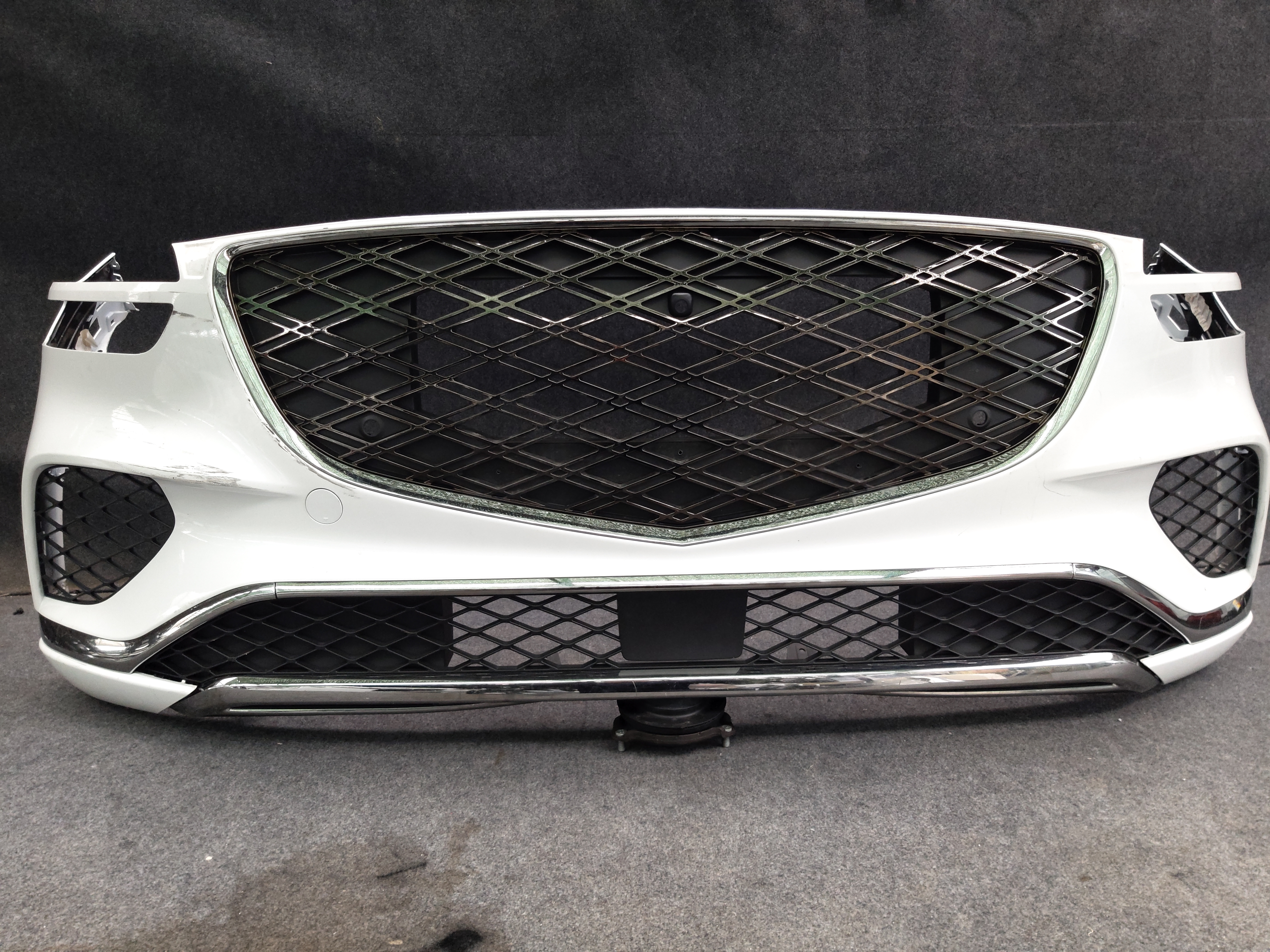 GV70 PE 전범퍼 이미지