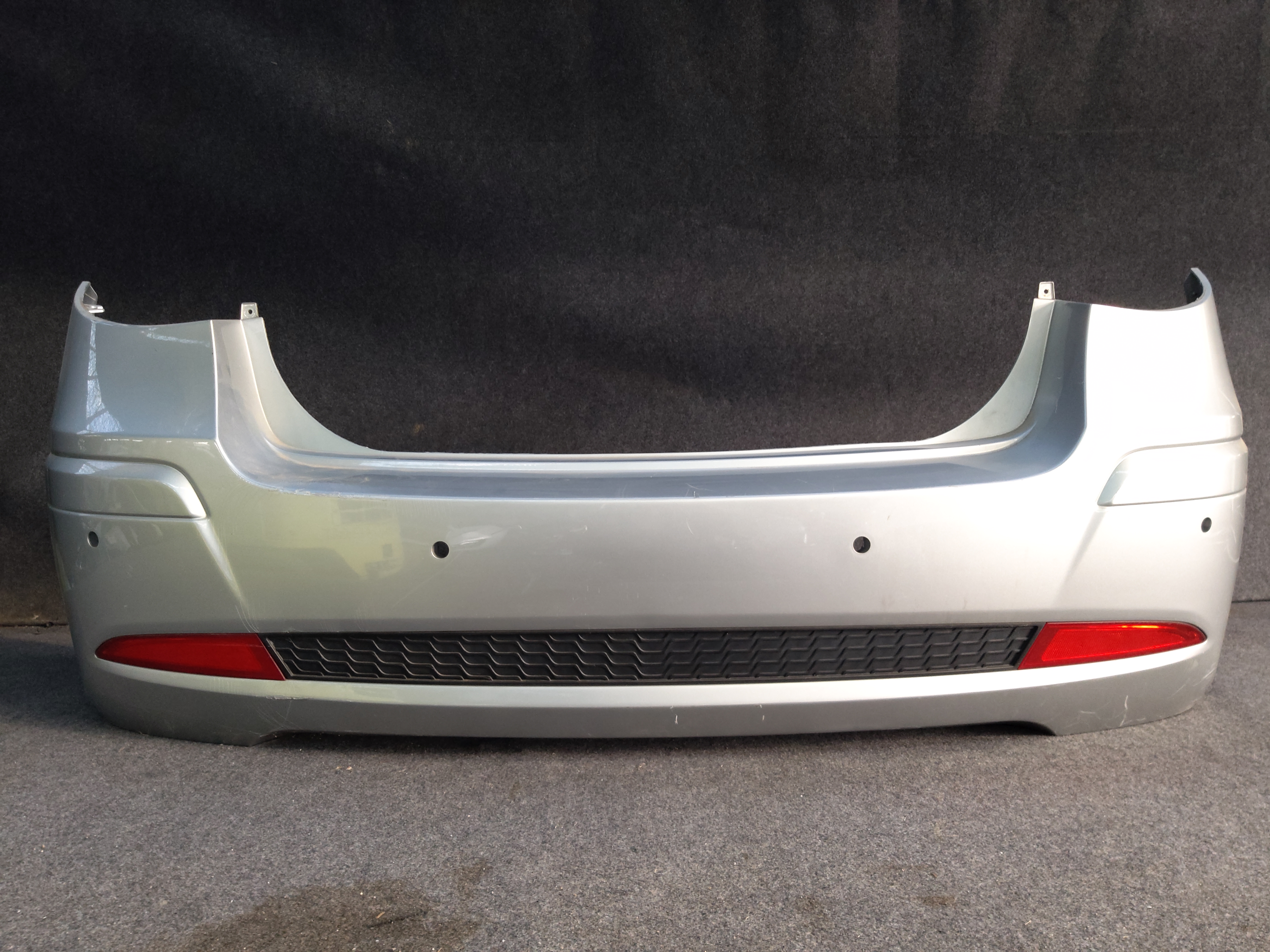 아반떼 HD 하이브리드 후범퍼 이미지