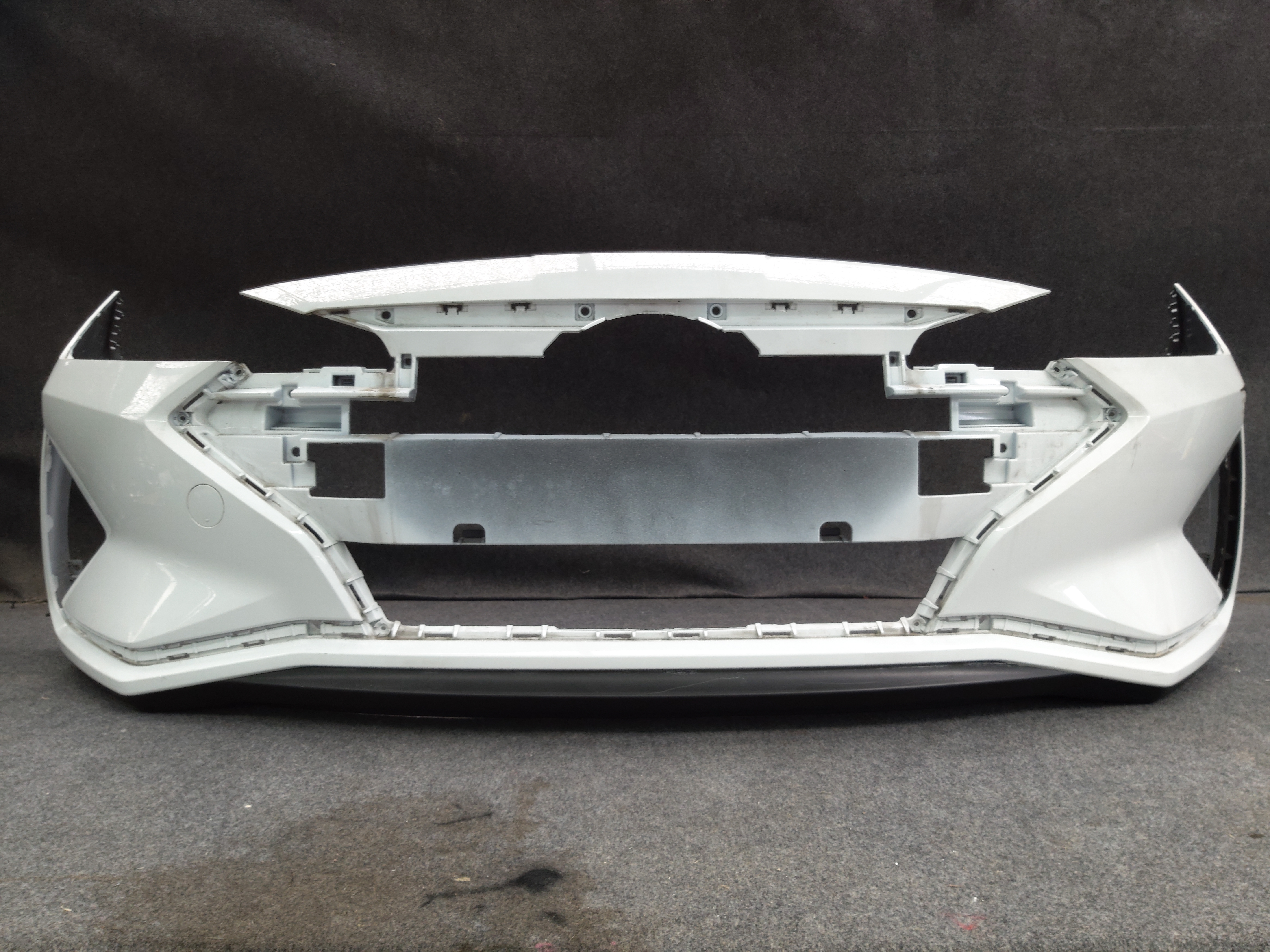 아반떼AD 중신형 전범퍼 이미지