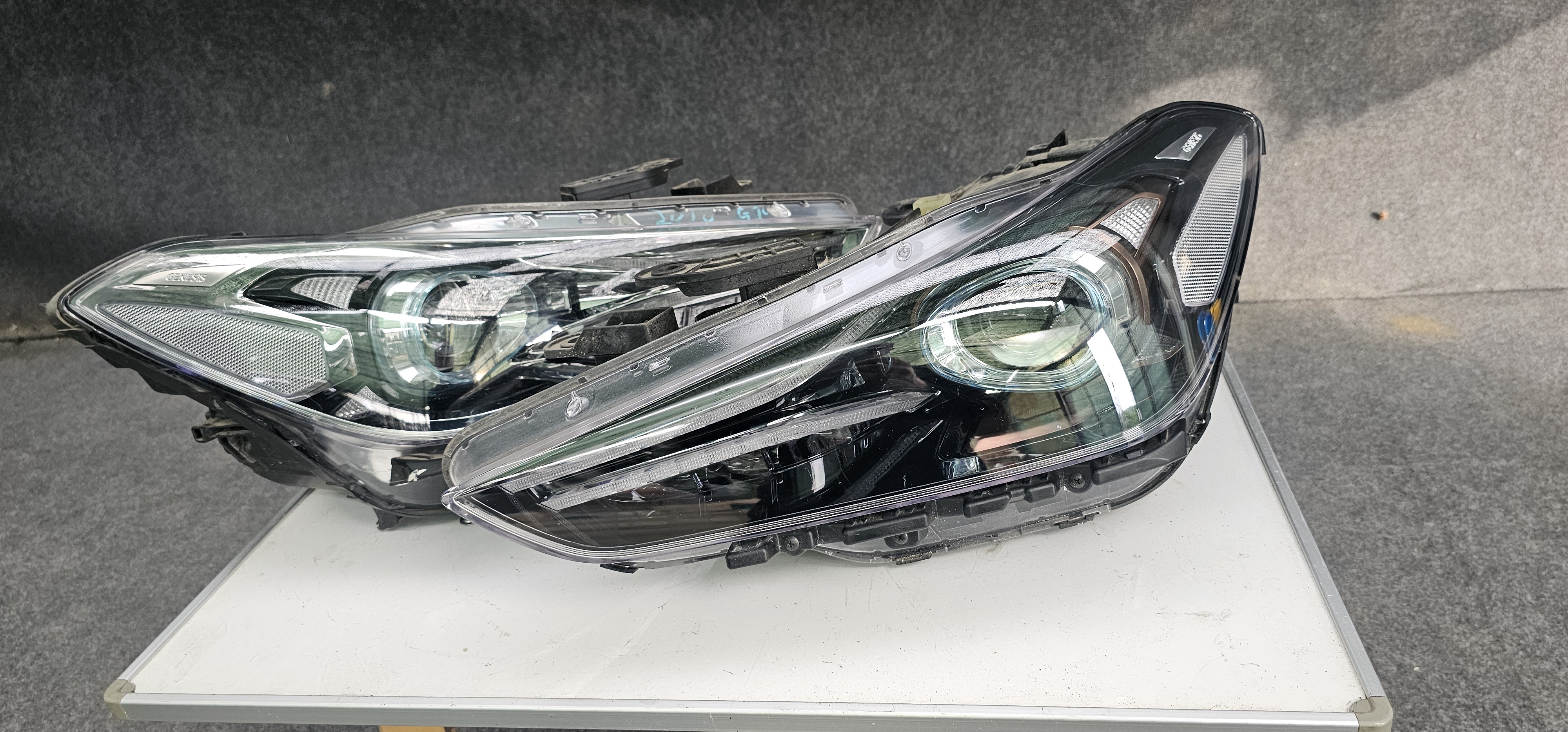 제네시스 G70 LED 이미지